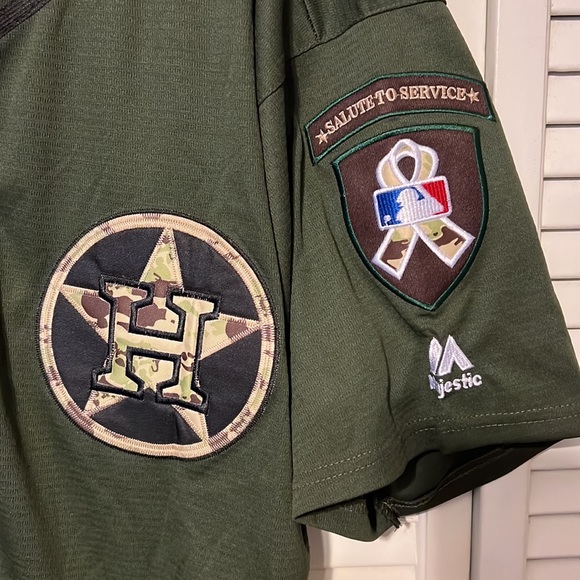 Carlos Correa Salute to service Jersey in great shape Size XL Color Green - Picture 2 of 6